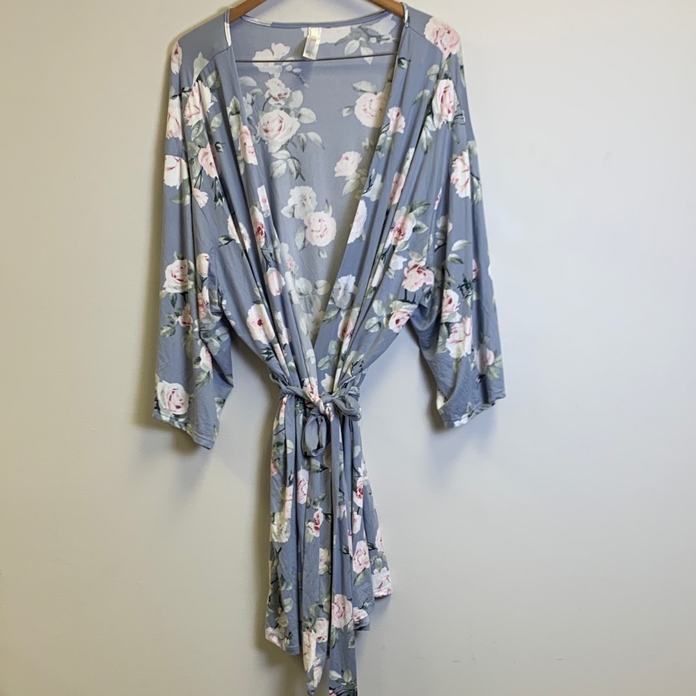 Flora Blue Floral Lace-Trim Robe & Chemise Set - Picture 8 of 10